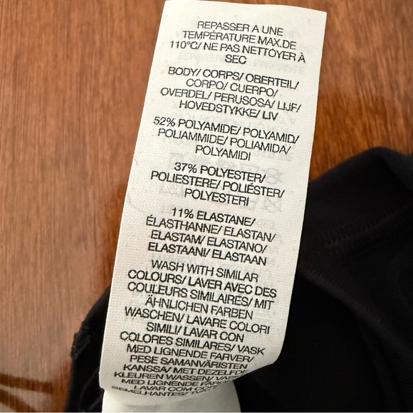 NWT Oner Active Effortless Seamless Shorts Black Medium High Rise Compression - Picture 8 of 9